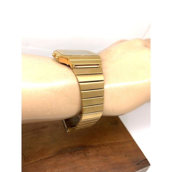 Casio Men's Watch A700WMG Retro Quartz Digital Gold Stainless Steel 33mm 3472 - Picture 13 of 15